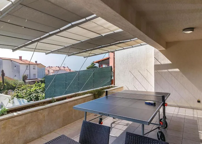 Beautiful In With Sauna Pula