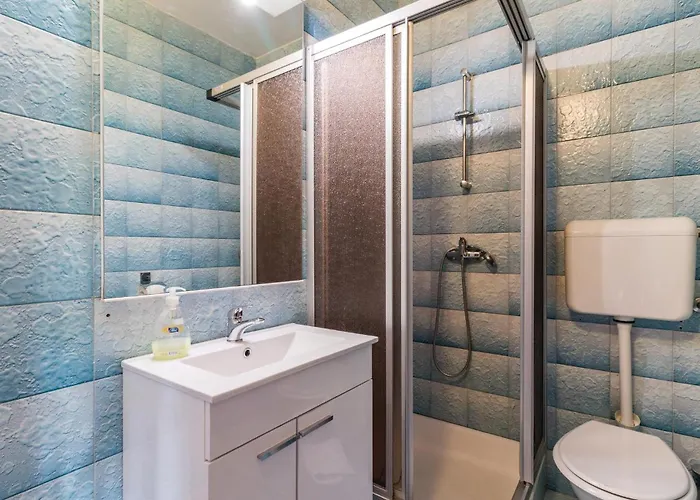 Feriehus Beautiful In With Sauna Pula