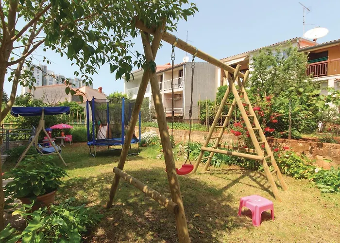 Feriehus Beautiful In With Sauna Pula