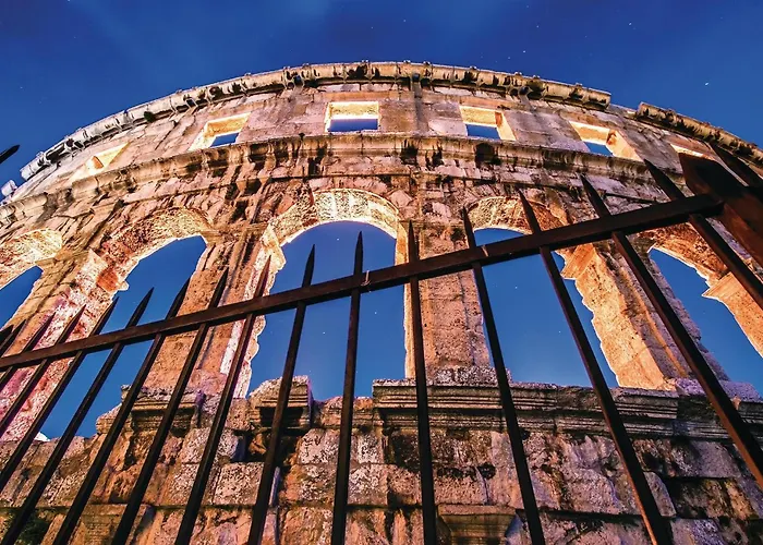 Beautiful In With Sauna Feriehus Pula