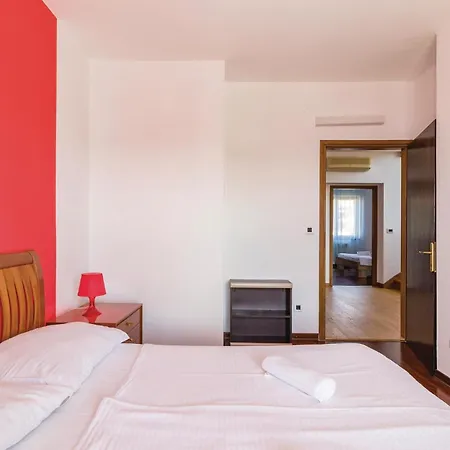 Dom wakacyjny Beautiful In With Sauna *